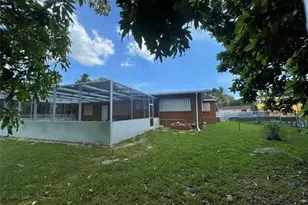 12900 NW 1st Ct, Miami, FL 33168 - Photo 32