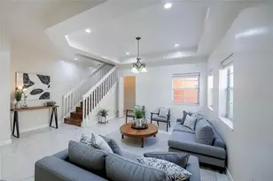 819 SW 7th Ave, Fort Lauderdale, FL 33315 - Photo 4