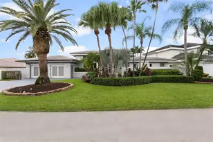 2365 NE 28th St, Pompano Beach, FL 33064 - Photo 1