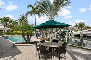 2365 NE 28th St, Pompano Beach, FL 33064 - Photo 12