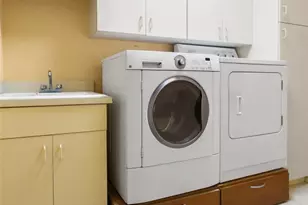 2365 NE 28th St, Pompano Beach, FL 33064 - Photo 32