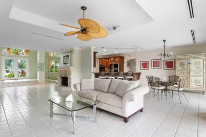 2365 NE 28th Street, Pompano Beach, FL 33064 - Photo 10