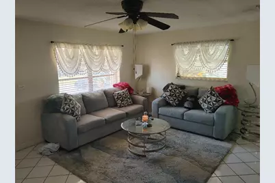 5004 NW 49th Road, Tamarac, FL 33319 - Photo 2