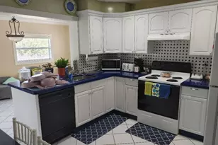 5004 NW 49th Rd, Tamarac, FL 33319 - Photo 4