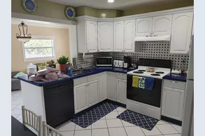 5004 NW 49th Road, Tamarac, FL 33319 - Photo 4