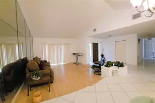 9091 NW 11th Ct, Plantation, FL 33322 - Photo 6