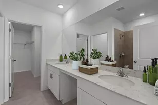 12121 Monterey Pine Ln, Fort Myers, FL 33966 - Photo 6