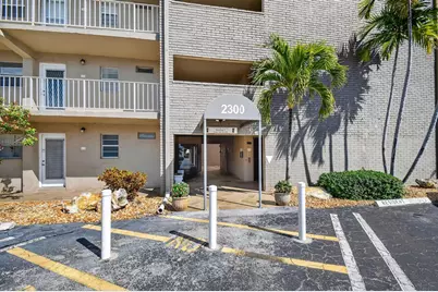2300 NE 1st Lane #201, Boynton Beach, FL 33435 - Photo 34