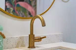 2240 N Cypress Bend Dr, Pompano Beach, FL 33069 - Photo 18