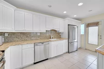 1110 N Riverside Drive #14, Pompano Beach, FL 33062 - Photo 20