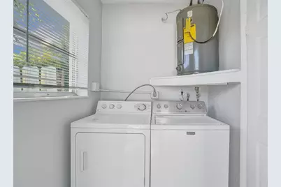 260 NE 41st Street, Oakland Park, FL 33334 - Photo 14