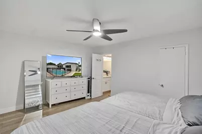 3991 N 41st Court, Hollywood, FL 33021 - Photo 32