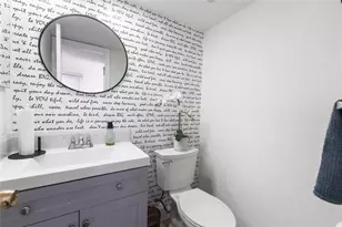 2314 S Cypress Bend Dr, Pompano Beach, FL 33069 - Photo 8