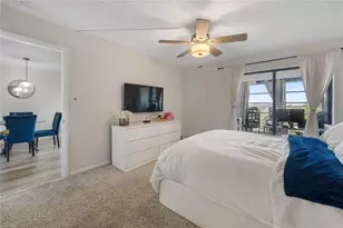 2314 S Cypress Bend Dr, Pompano Beach, FL 33069 - Photo 10