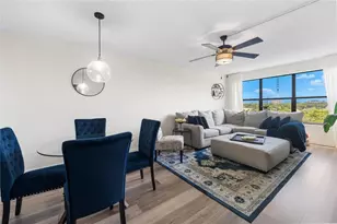 2314 S Cypress Bend Dr, Pompano Beach, FL 33069 - Photo 4