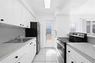 2700 NE 135th St, North Miami, FL 33181 - Photo 18