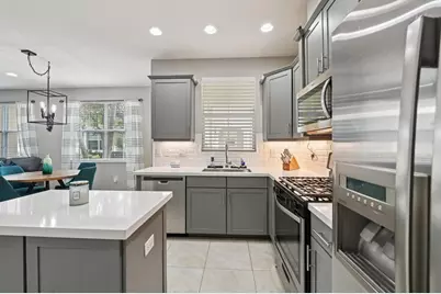12431 NW 32nd Manor, Sunrise, FL 33323 - Photo 4