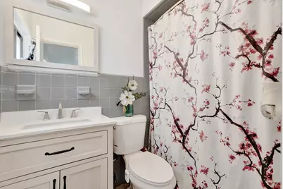 1070 NW 149th Street, Miami, FL 33168 - Photo 2