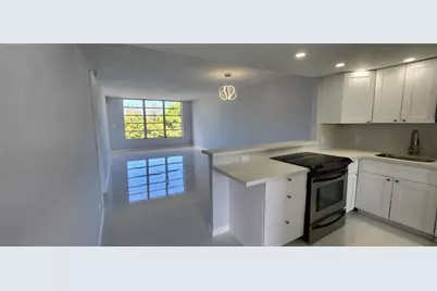 2650 S Course Drive #505, Pompano Beach, FL 33069 - Photo 2