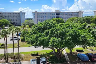 2650 S Course Dr, Pompano Beach, FL 33069 - Photo 32