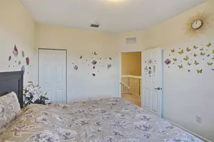 10396 W 34th Ln, Hialeah, FL 33018 - Photo 28