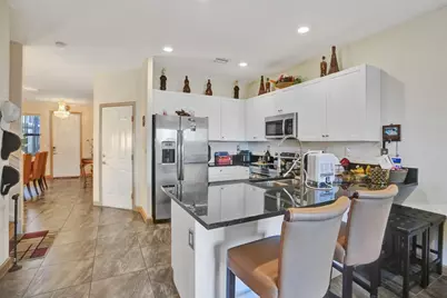 10396 W 34th Lane, Hialeah, FL 33018 - Photo 6