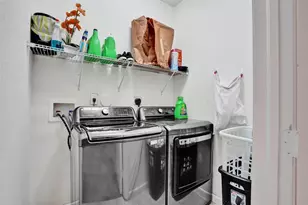 10396 W 34th Ln, Hialeah, FL 33018 - Photo 32