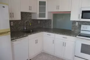 1401 NE Miami Gardens Dr, Miami, FL 33179 - Photo 4