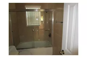 4565 N Ocean Dr, Fort Lauderdale, FL 33308 - Photo 10