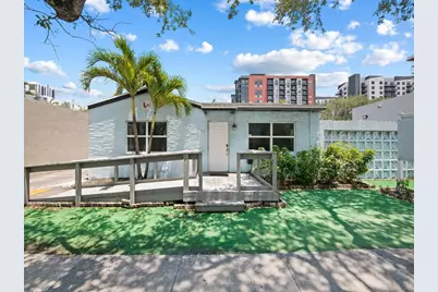 642 NE 3rd Avenue, Fort Lauderdale, FL 33304 - Photo 1