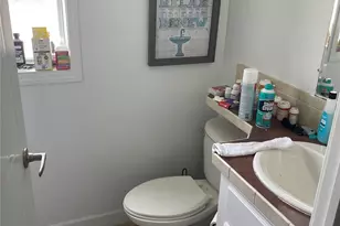 8581 SW 16th St, Davie, FL 33324 - Photo 10