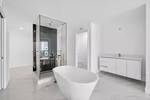 700 NE 24th St, Miami, FL 33137 - Photo 6