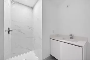 700 NE 24th St, Miami, FL 33137 - Photo 18