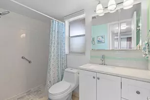 9660 Sunrise Lakes Blvd, Sunrise, FL 33322 - Photo 16