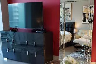 1080 Brickell Ave, Miami, FL 33131 - Photo 4