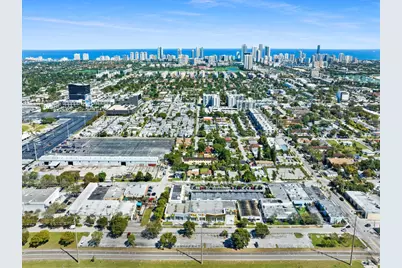 410 NE 1st Avenue, Hallandale Beach, FL 33009 - Photo 8