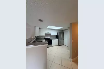 5025 Wiles Road #101, Coconut Creek, FL 33073 - Photo 28