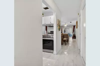 224 Lake Constance Drive #224, Royal Palm Beach, FL 33411 - Photo 4