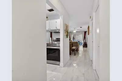 224 Lake Constance Drive #224, West Palm Beach, FL 33411 - Photo 4