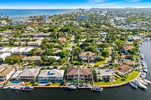 2637 NE 28th Ct, Lighthouse Point, FL 33064 - Photo 2