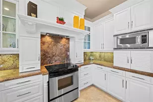 2637 NE 28th Ct, Lighthouse Point, FL 33064 - Photo 30