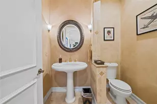 2637 NE 28th Ct, Lighthouse Point, FL 33064 - Photo 28