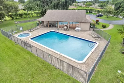 9802 NW 75th Court, Tamarac, FL 33321 - Photo 48
