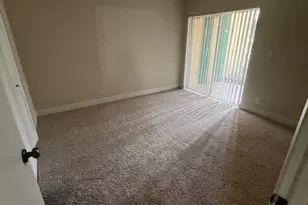 7630 Westwood Dr, Tamarac, FL 33321 - Photo 4