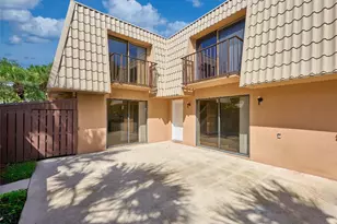 5905 59th Way, West Palm Beach, FL 33409 - Photo 2