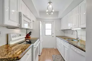 930 SE 9th Ave, Pompano Beach, FL 33060 - Photo 14