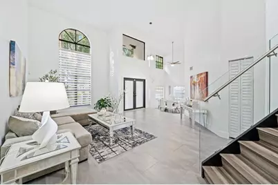 8340 NW 167th Terrace, Hialeah, FL 33016 - Photo 12