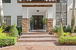 8340 NW 167th Terrace, Miami Lakes, FL 33016 - Photo 8