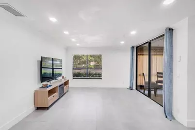 4125 S Carambola Circle #2126, Pompano Beach, FL 33066 - Photo 6