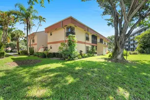 4125 S Carambola Cir Unit, Coconut Creek, FL 33066 - Photo 2